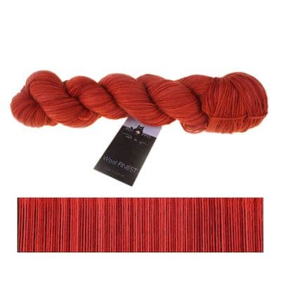 WOOL FINEST Red spot 2277