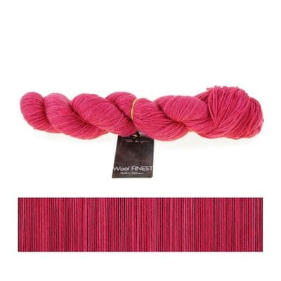 WOOL FINEST Ultra Red 2348