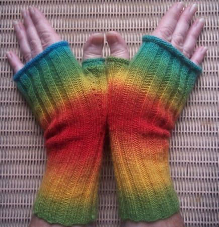 ZAUBERBALL GAUNTLETS free pattern