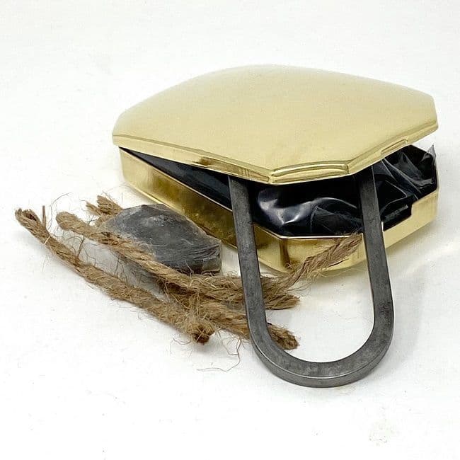 1700 Tinder Box  Flint & Steel Firelighting Kit