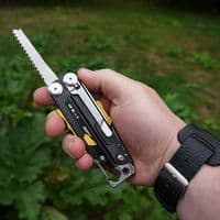 Leatherman Signal Multitool - Green Topo