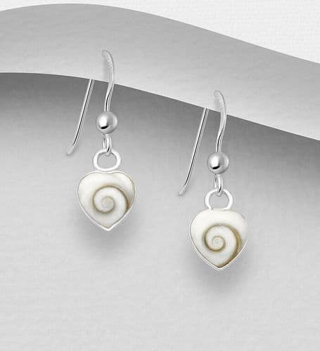 🐚925 Sterling Silver Heart Hook/Drop Earrings Decorated With Shiva Shell