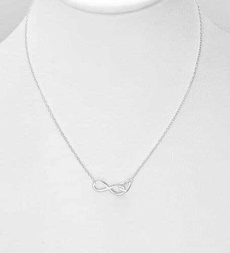 💖✨925 Sterling Silver Infinity and Heart Necklace - A sparkling expression of love and elegance
