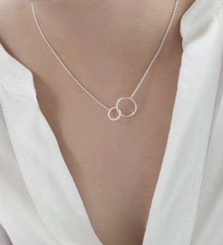 🔗✨ 925 Sterling Silver Small & Large Circle Links Necklace / Pendant