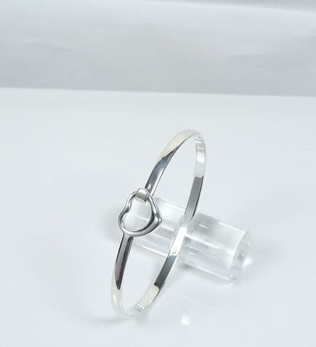 925 Solid Sterling Silver Tiffany Small Heart Bangle That Opens. There are 3 Sizes options