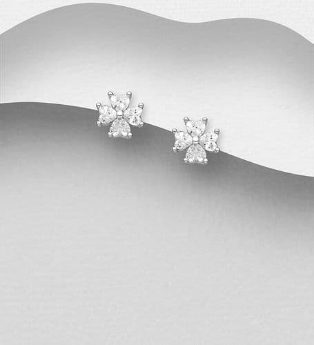 925 Sterling Silver Charming Clover Stud Earrings with CZ Simulated Diamonds