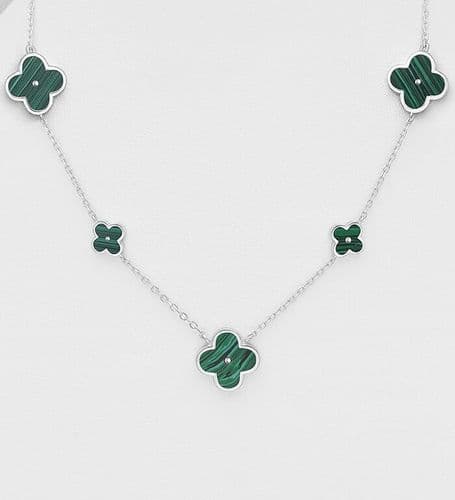 925 Sterling Silver Clover Necklace, Decorated with Green Resin - 41.9 - 44.4 cm Length