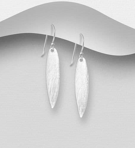 925 Sterling Silver Diamond-Shaped Hook Earrings – Timeless Simplicity with Modern Grace ✨