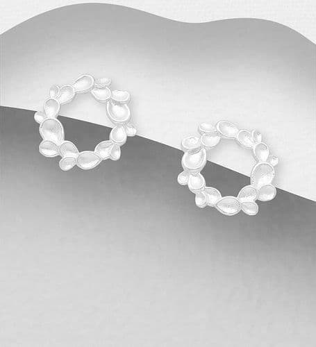 925 Sterling Silver Droplets Formed in a Circle Push-Back/Stud Earrings