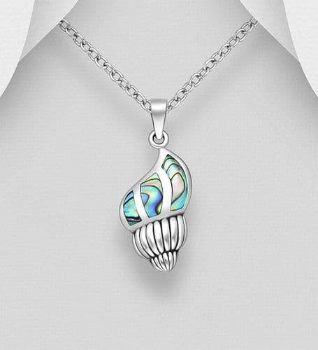 925 Sterling Silver Exquisite Shell Pendant & Chain with Abalone Shell Decoration