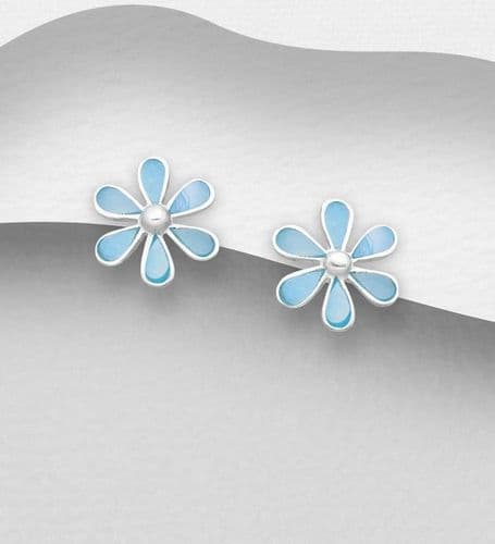 925 Sterling Silver Flower Push-Back/Stud Earrings Decorated with Blue Shell