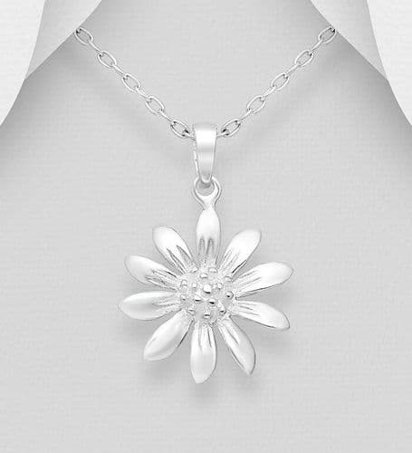 925 Sterling Silver Flower with Pollen Pendant & Chain