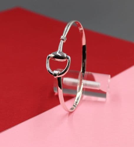 925 Sterling Silver Hand Crafted Equestrian Bangle: Larger Single Bite