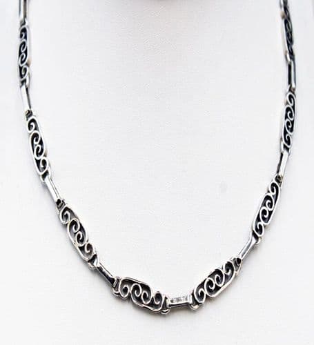 925 Sterling Silver Hand Crafted Mexican Design Link Necklace.