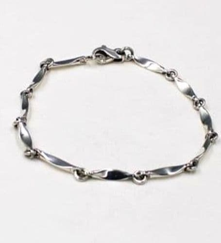 925 Sterling Silver Hand Crafted Solid Scalloped Link Bracelet