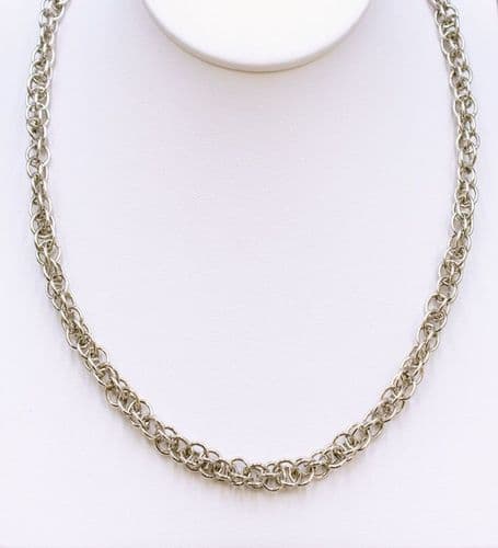 925 Sterling Silver Handcrafted Necklace Showcasing a Captivating Yet Uncomplicated Design