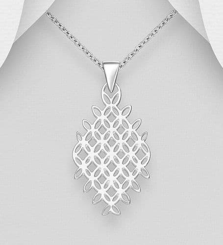 925 Sterling Silver Lace Design Pendant & Chain