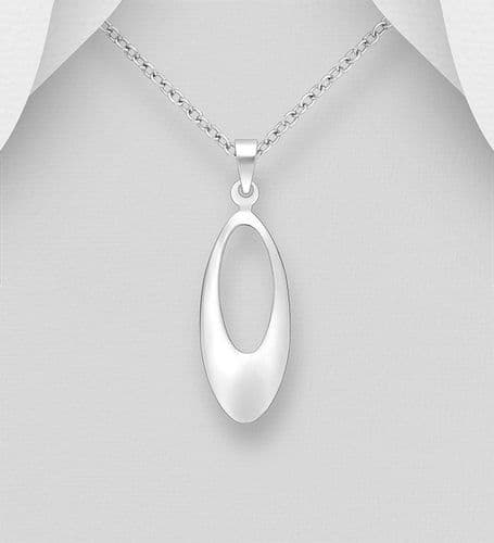 925 Sterling Silver Polished Plain Oval Pendant & Chain - Elegant and Timeless Design.
