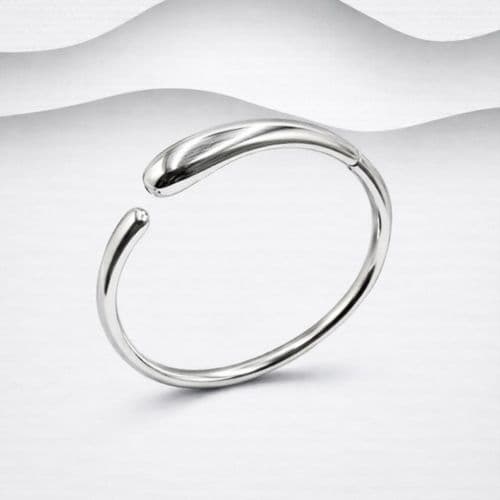 925 Sterling Silver Polished Solid Designer Inspired Bangle That Opens. This is an exclusive design