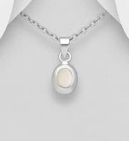 925 Sterling Silver Small Oval Pendant Necklace & Chain, Decorated with  Abalone Shell or Mother of Peal