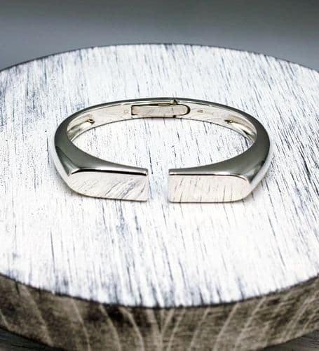 Hand Crafted Bangle: 925 Solid Chunky Sterling Silver with Unique Exclusive Design Hinged Bangle -