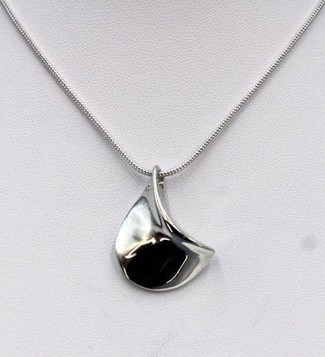 Luxury Hand-Crafted Designer Inspired Pendant & Chain Set in 925 Solid Sterling Silver - Exclusive