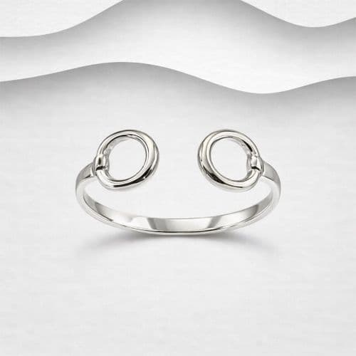 New & Unique Hinged Design: A Chic Gucci-Inspired Look in Solid 925 Sterling Silver