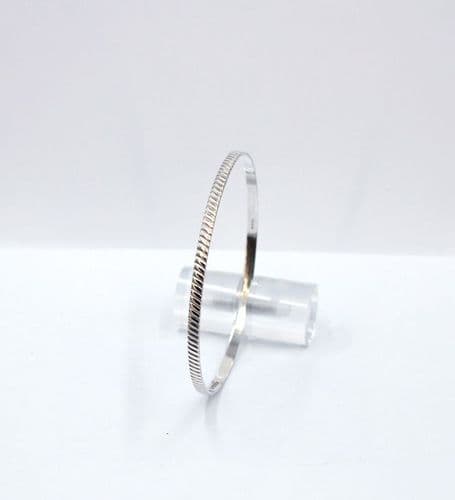 Stunning Handmade 3mm Solid 925 Silver Round Ridged Slave Bangle