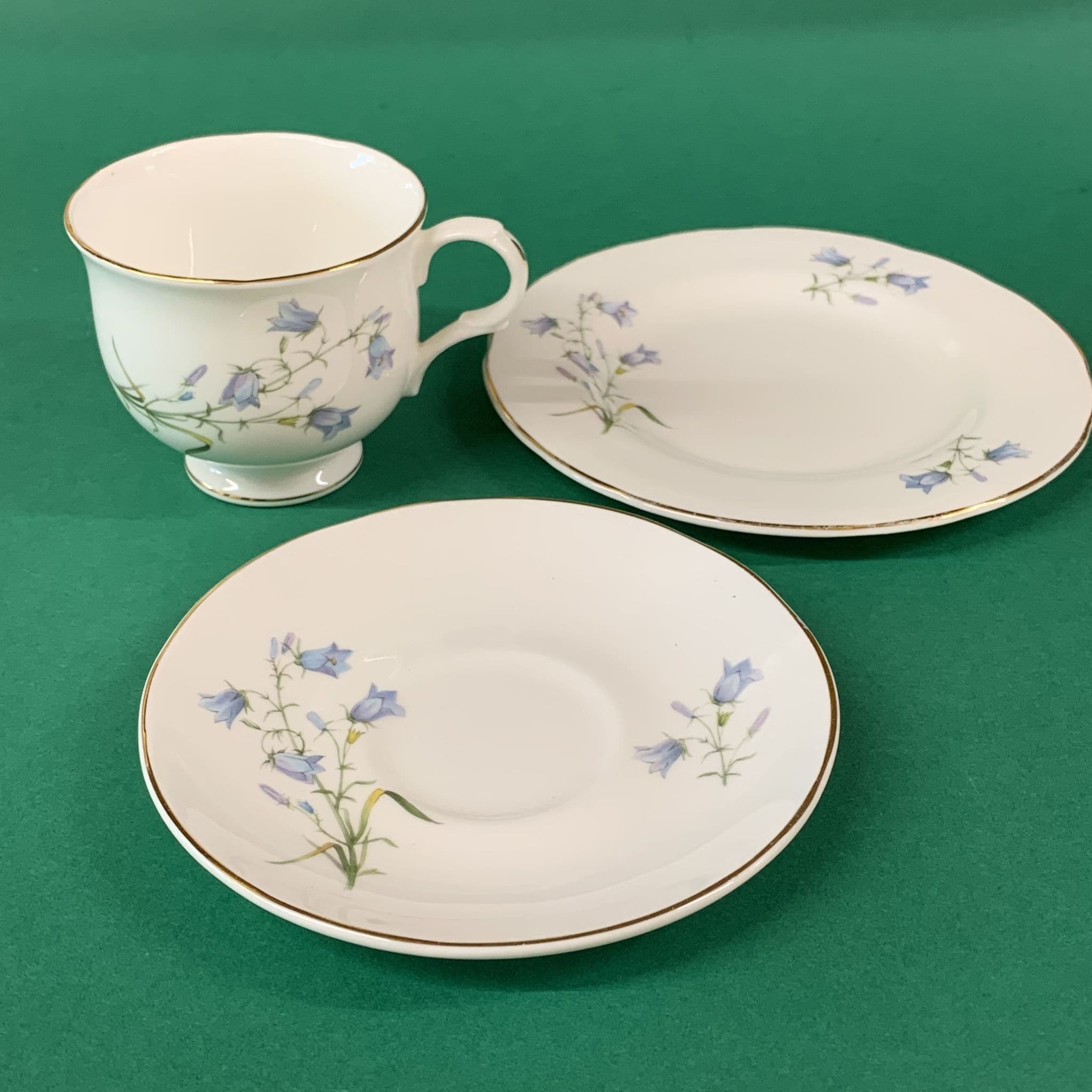 Sadler Wellington Tea Cups & Saucers Set of Three. 1960s Vintage. English China. Hare Bell