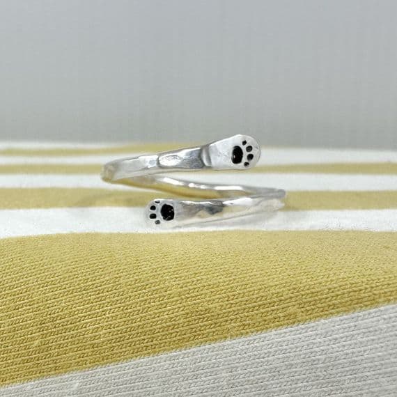Adjustable Paw Ring