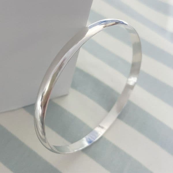 Large Smooth Finish Silver Bangle