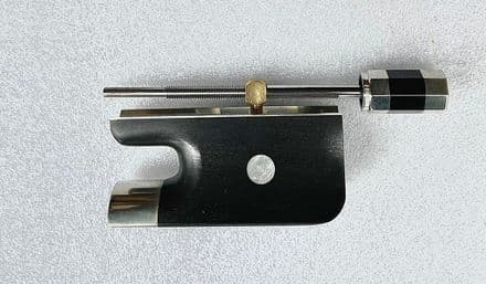 Bass Bow Frog French