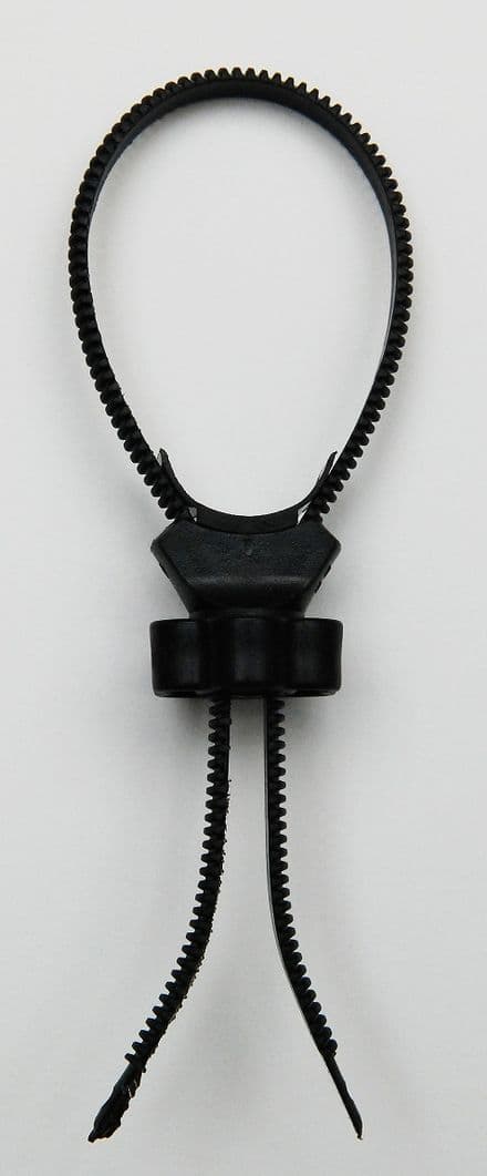 Fingerboard strap clamp