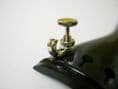 Uni model violin adjuster