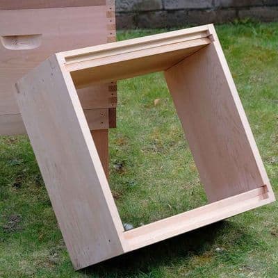 Cedar Brood Box National