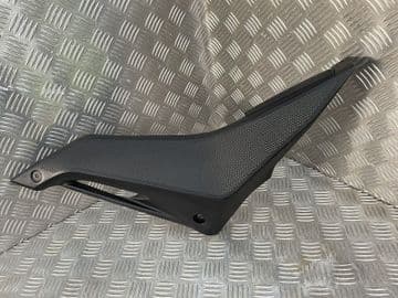 2014 YAMAHA YZF-R125 LEFT SIDE PANEL, 5D7-F1711
