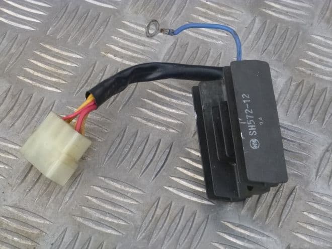 APRILLIA RS125 REGULATOR