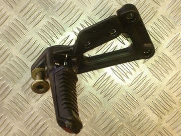 DUCATI 600SS HANGER & FOOTREST, FRONT, RIGHT