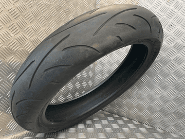 DUNLOP SPORTMAX FRONT TYRE 120/70 ZR 17