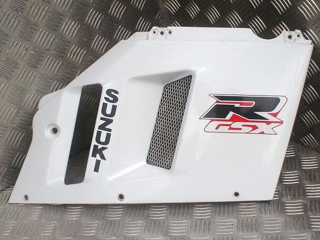 GSX-R 750 J/K RIGHT FAIRING PANEL, (94431-17DO R)