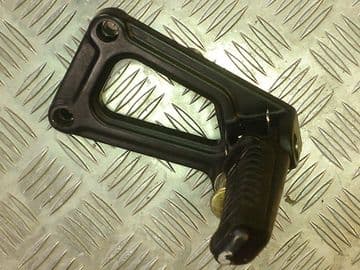 HANGER & FOOTREST, FRONT, LEFT