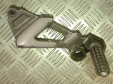HANGER & PEG, REAR, LEFT HAND