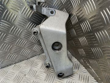 HONDA CB600F HORNET RIGHT HAND FRAME COVER BRACKET