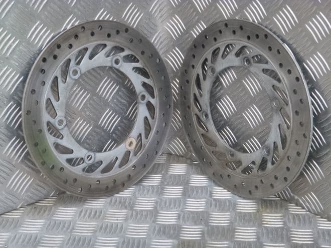 HONDA CB750 F2N FRONT BRAKE DISCS