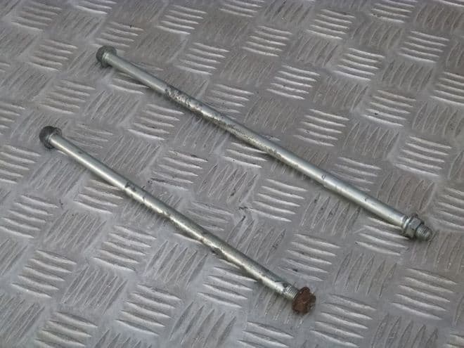 HONDA CBR600FW ENGINE MOUNTING BOLTS