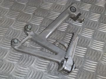 HONDA CBR600FW L/H PILLION HANGER / PEG