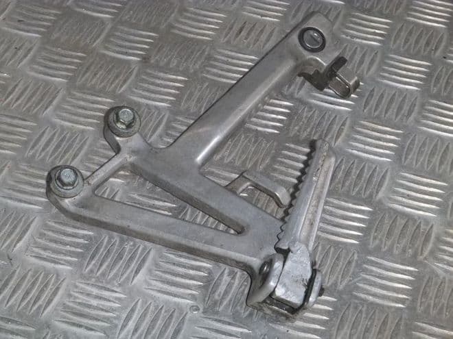 Honda CBR600FW L/H Pillion Hanger / Peg