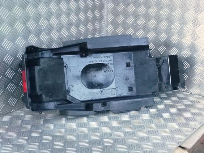HONDA VFR 800 REAR MUDGUARD PRE V-TEC