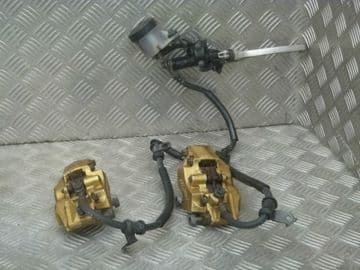 HONDA VTR1000 FIRESTORM FRONT BRAKE KIT - CALIPERS, MASTER CYCLINDER, HOSES