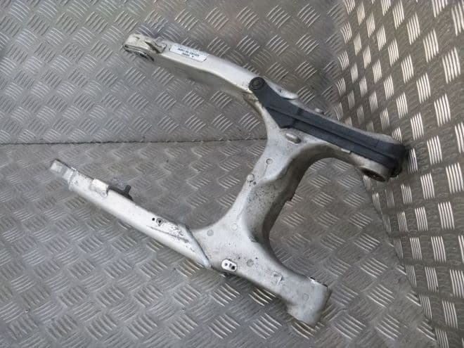HONDA VTR1000 FIRESTORM SWING ARM